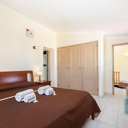 Casa Girassol - Dream Lodging Feriehus *